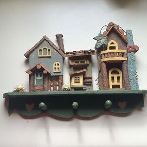 HTF Hobbit Homes Cottagecore 3-Post Rustic Wooden Wall Fairy House Decor 3 Pegs